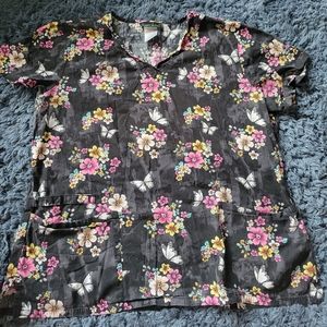 XL scrub top